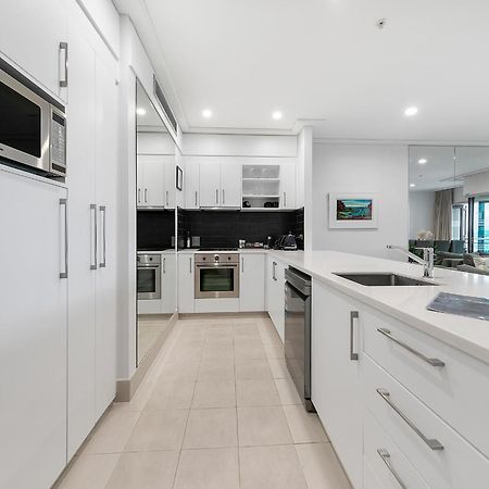 Sophisticated Spacious Apt W Stunning Harbour View Оукланд Екстериор снимка